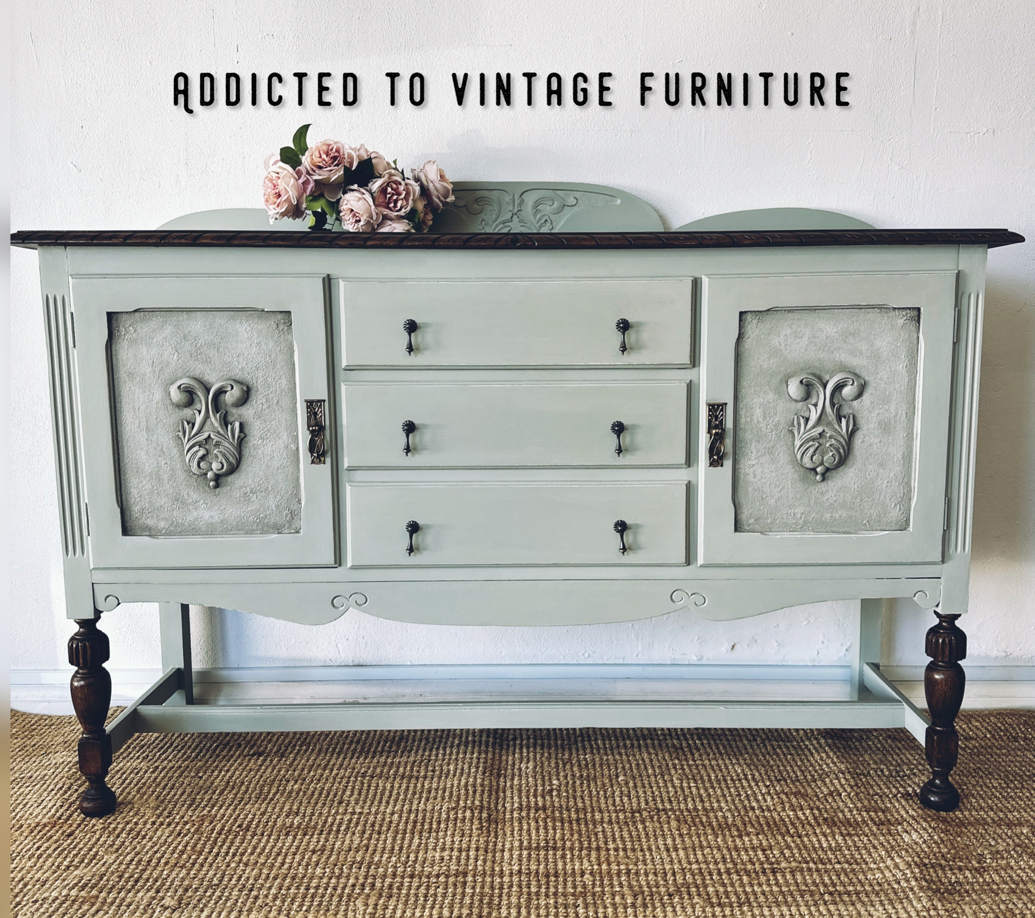 Addicted to shop vintage furniture